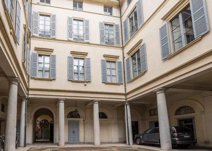 Nerino House, Elegante e tranquillo appartamento a 5 minuti dal Duomo